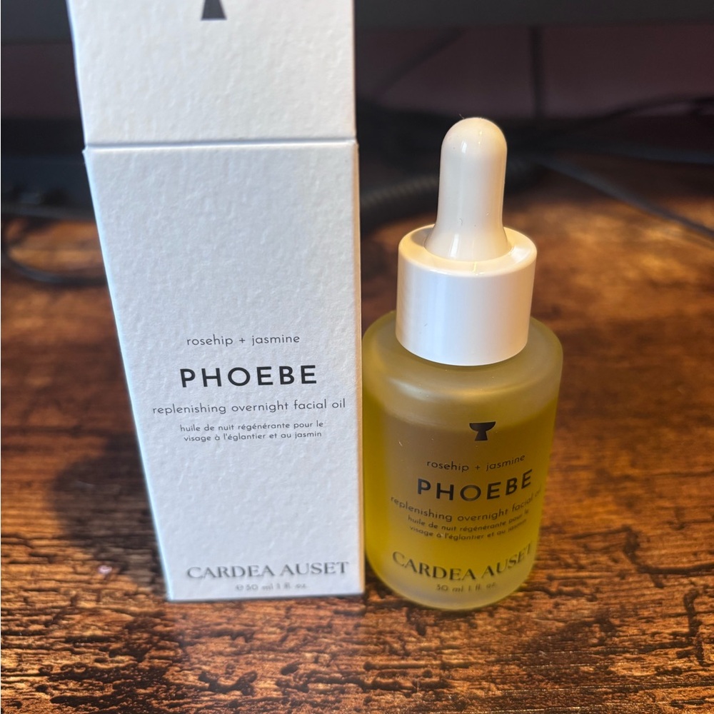 NWT Face Skincare Bundle - Picture 3 of 9